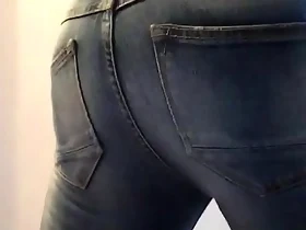 Jerking in tight jeans